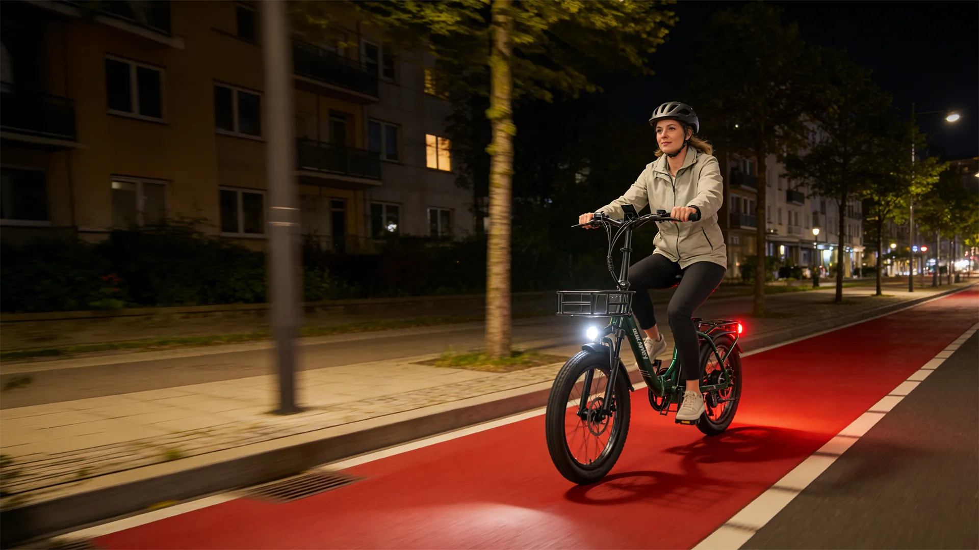 Erleuchte die Straße.
Meistere die Nacht.
Bleib sichtbar.